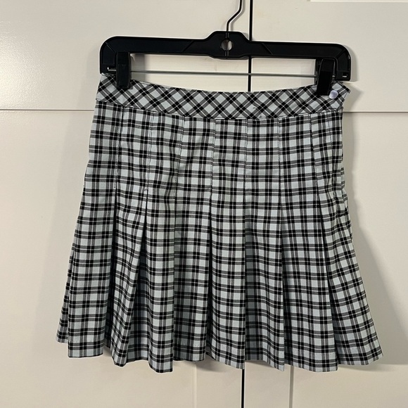 H&M Dresses & Skirts - H&M Pleated High-Waisted Checkered Skirt | Black and Baby Blue